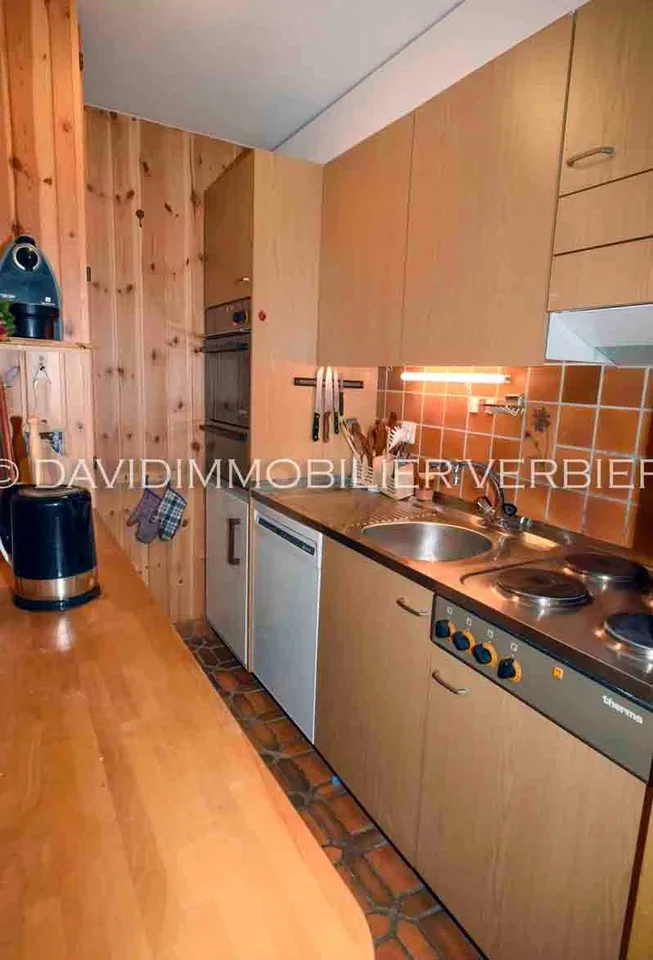 Charmant appartement de deux chambres donnant sur un jardin avec terrasse