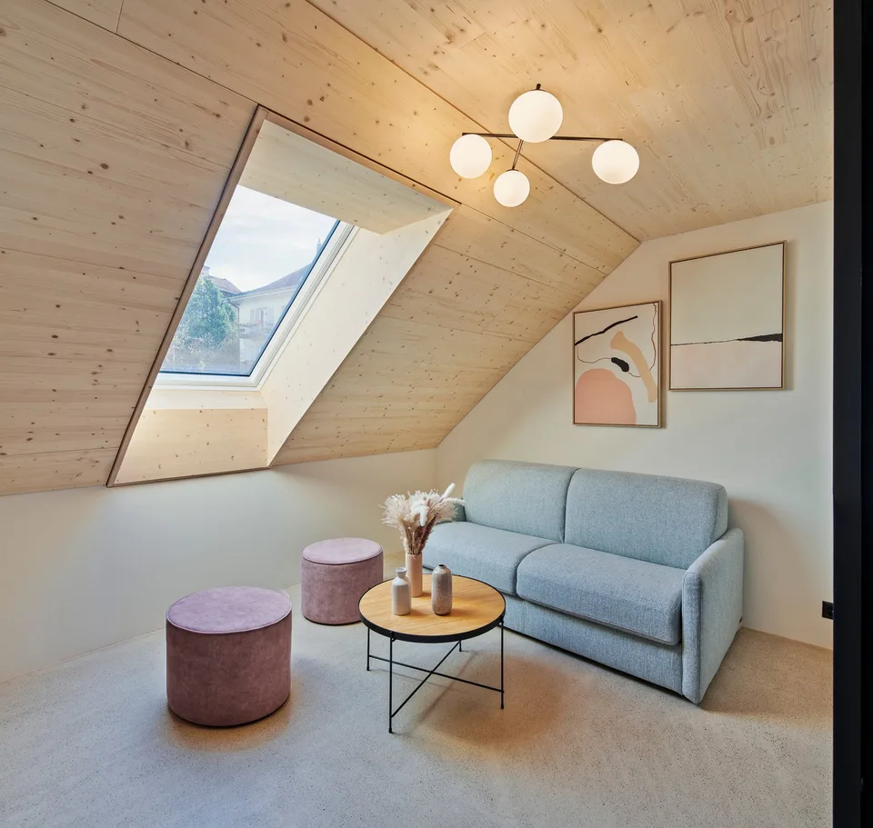 Duplex élégant avec balcon privé | Centre de Lucerne – photo 6 sur 9