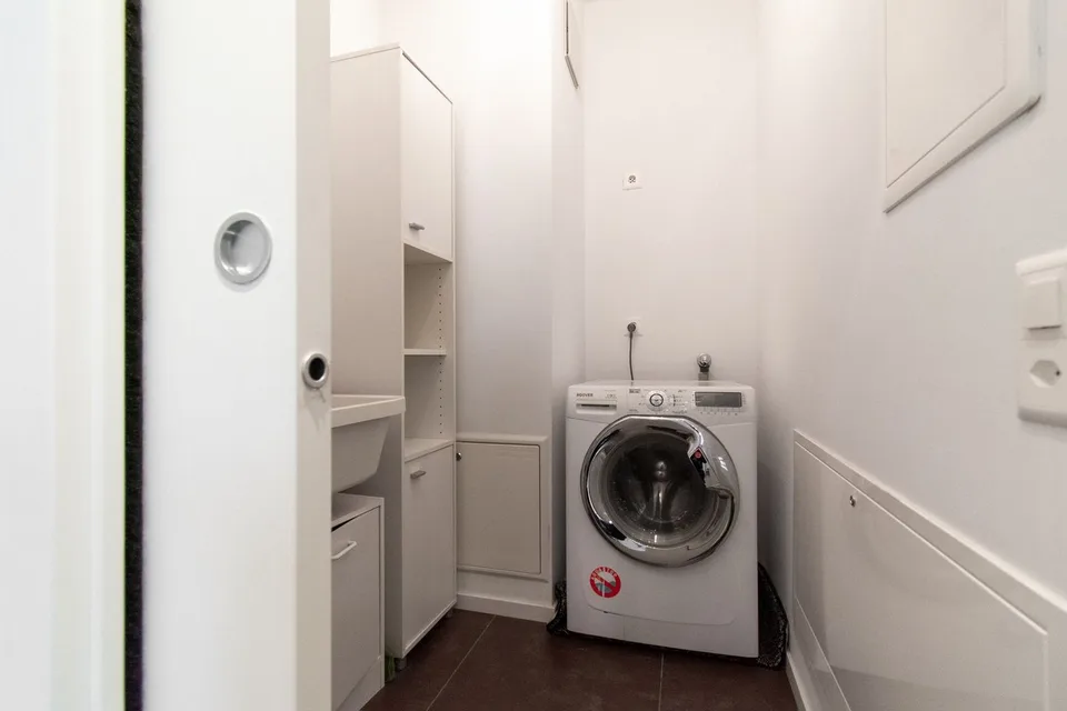 RAFFINIERTES 4.5-ZIMMER-WOHNUNG MIT MOBILIERUNG UND PANORAMATERRASSE – Foto 15 von 19