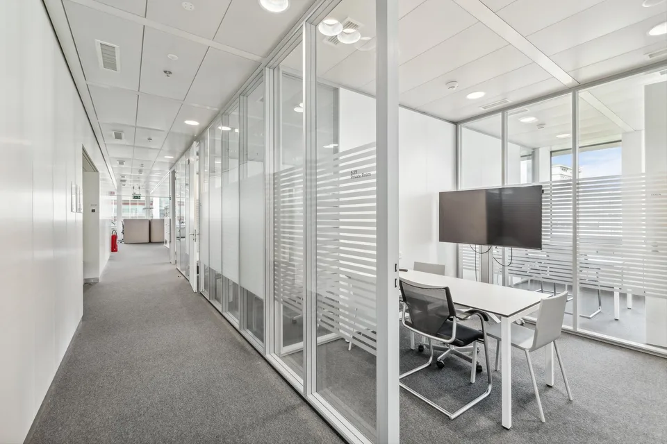Arbeiten, wo Innovation zuhause ist - Büroflächen im Novartis Campus – Foto 6 von 8
