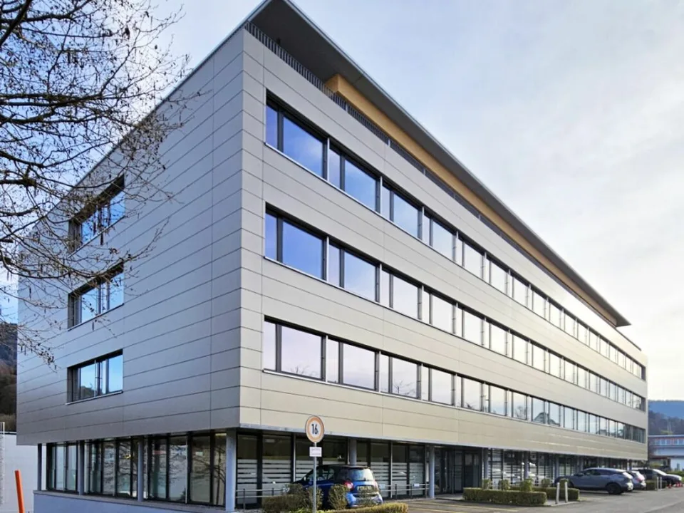 «Bestpreis-Garantie» Ihr Standort im repräsentativen Business Park in Freienbach