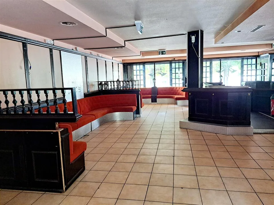 Premises, 160