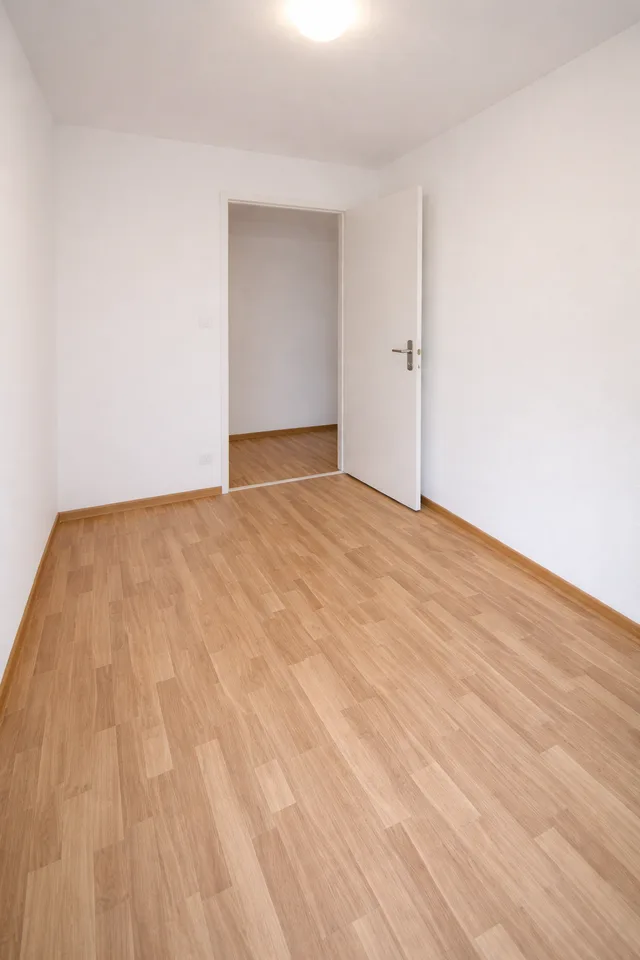 Appartamento Spazioso con Balcone – Comfort, Vista e Posizione Ideale! – foto 6 di 7