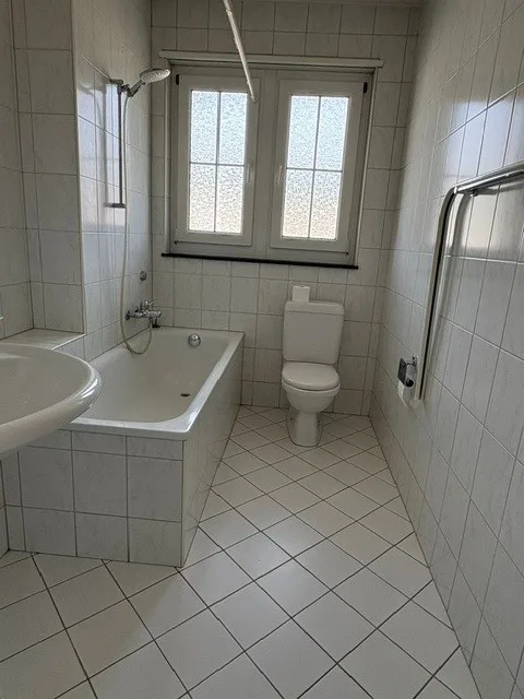 Attenzione! La tua nuova casa a Biel – foto 8 di 9