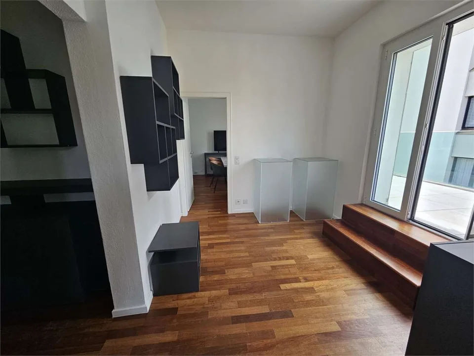 Lugano centro, affitto ufficio di 2.5 locali