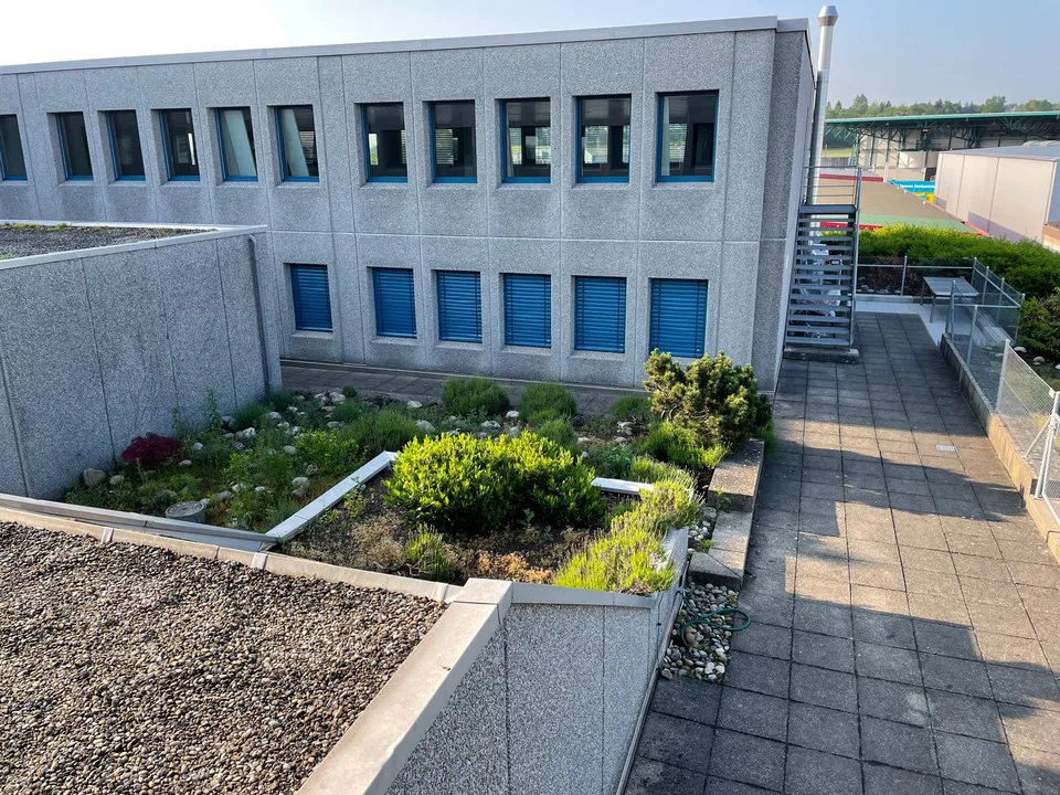 Bürofläche von 302-608m2 im Flughafengebiet Rümlang zu vermieten ab sofort