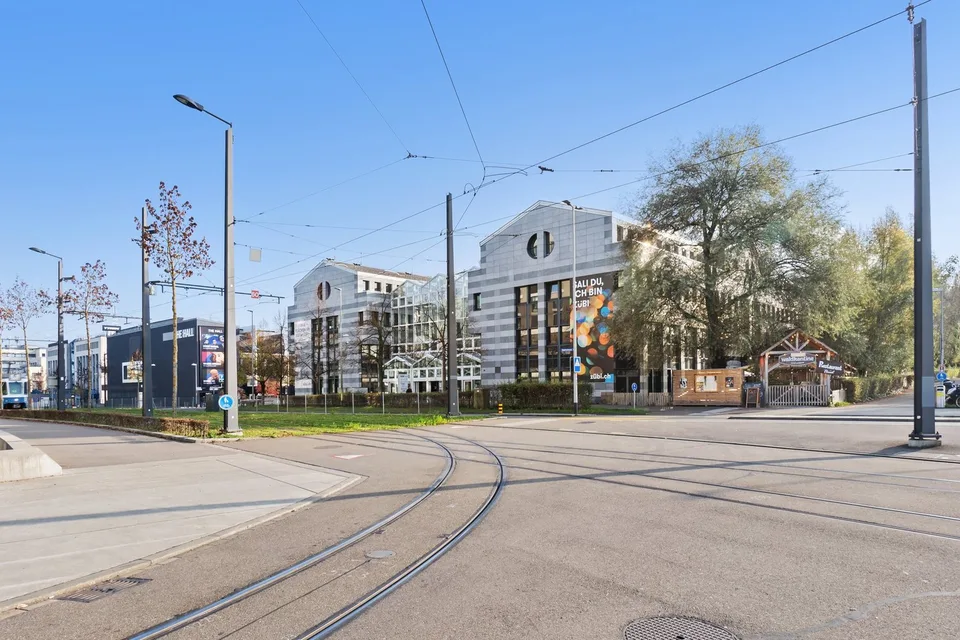 Attraktive und flexible Büroflächen direkt am Bahnhof Stettbach!