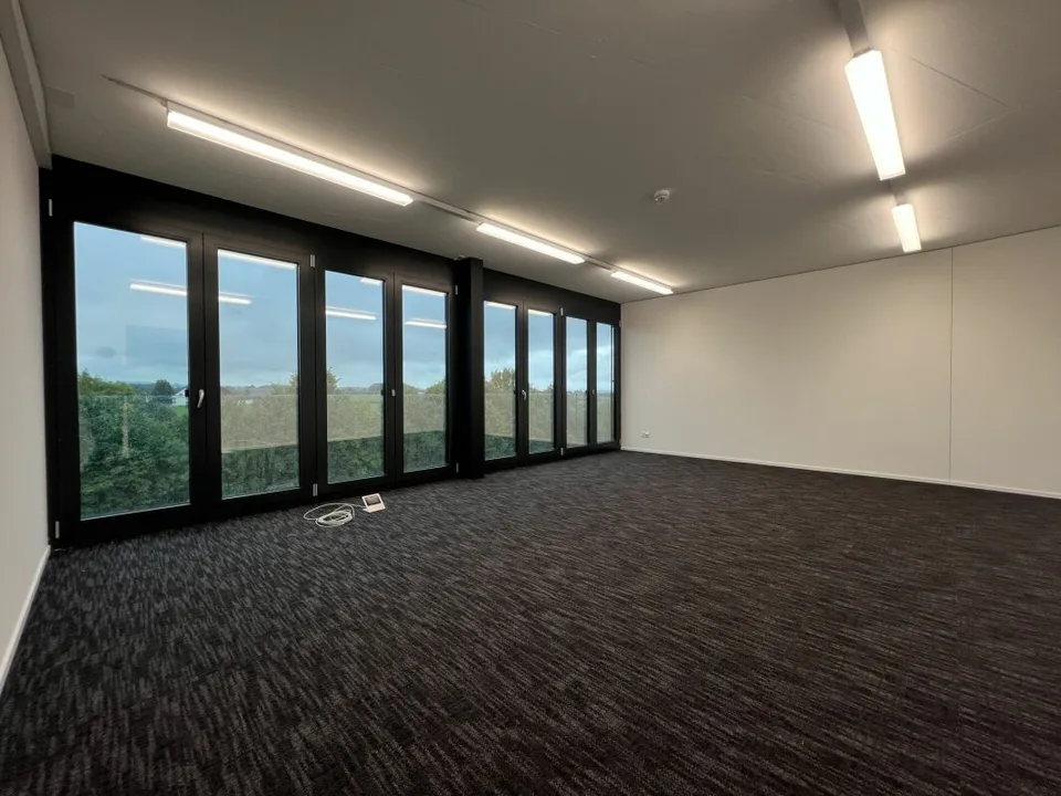 Modernes Büro an Verkehrsgünstiger Lage