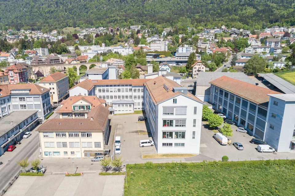 Ampio laboratorio in affitto a Grenchen