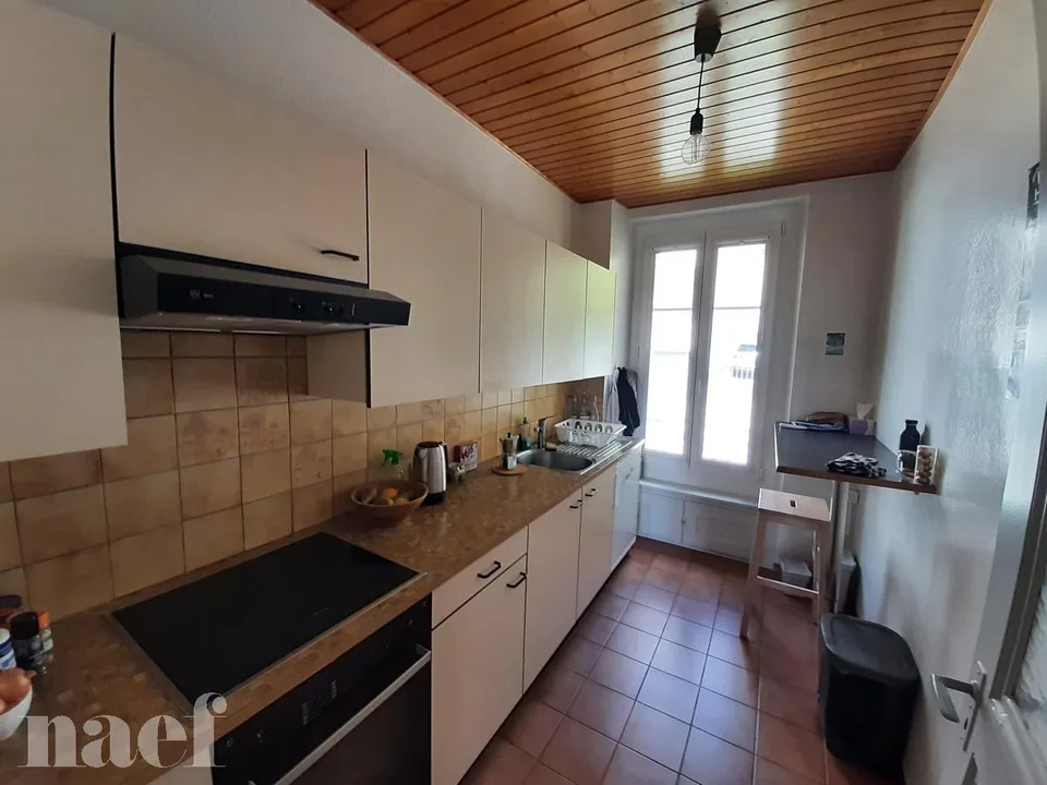 3 rooms with balcony in a quiet neighborhood