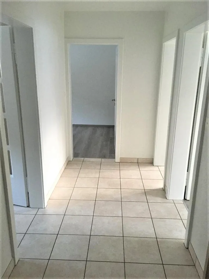 In affitto: appartamento 3 locali con balcone - Gare 18, St-Imier – foto 6 di 6