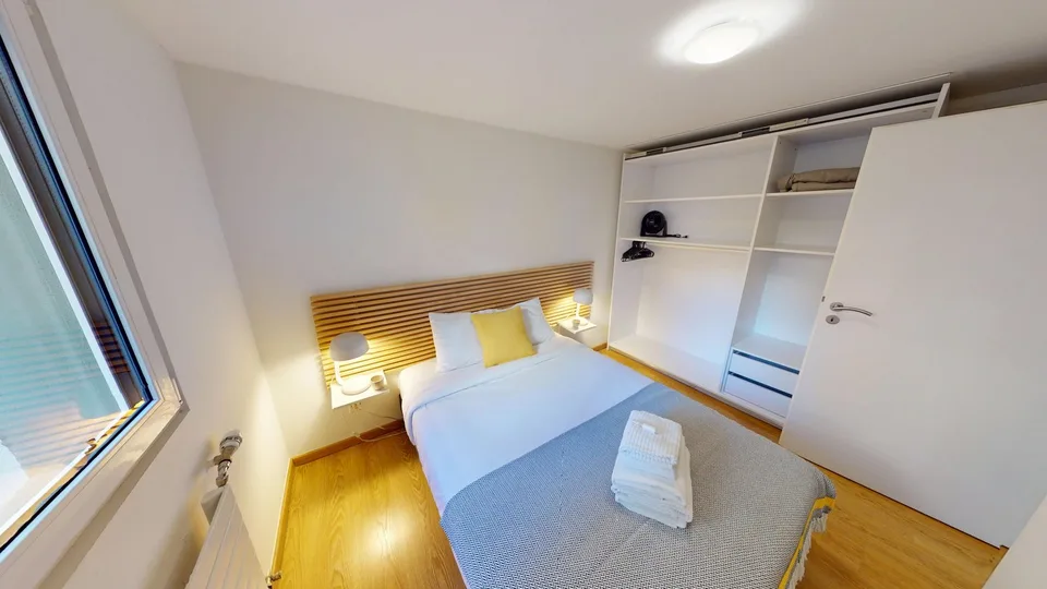 Rooftop Views & Central Location: 1-Bedroom Apartment in Lausanne – Foto 10 von 20