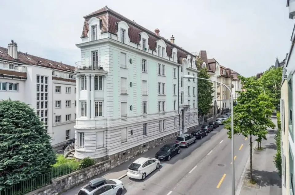 Rooftop Views & Central Location: 1-Bedroom Apartment in Lausanne – Foto 20 von 20