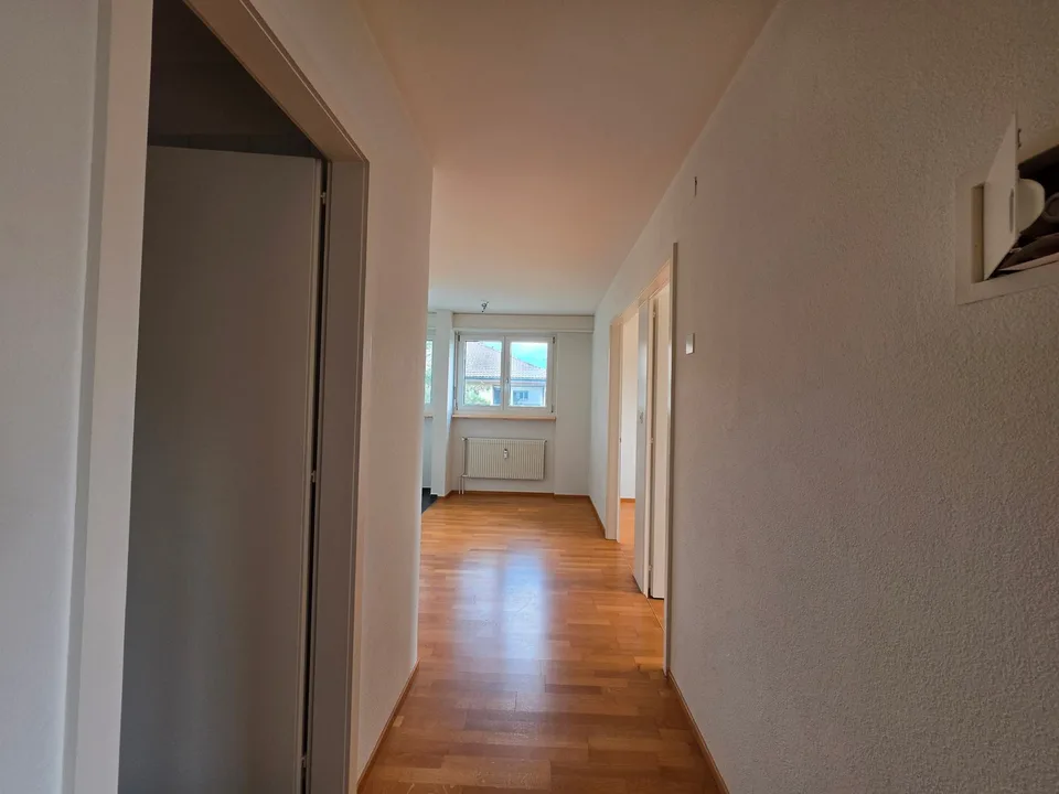 Charming 4.5-room apartment in Büren an der Aare with balcony and view! – photo 15 of 19