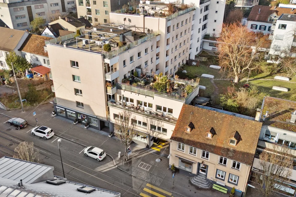 Bezugsbereite Bürofläche im Herzen von Binningen – Foto 12 von 13