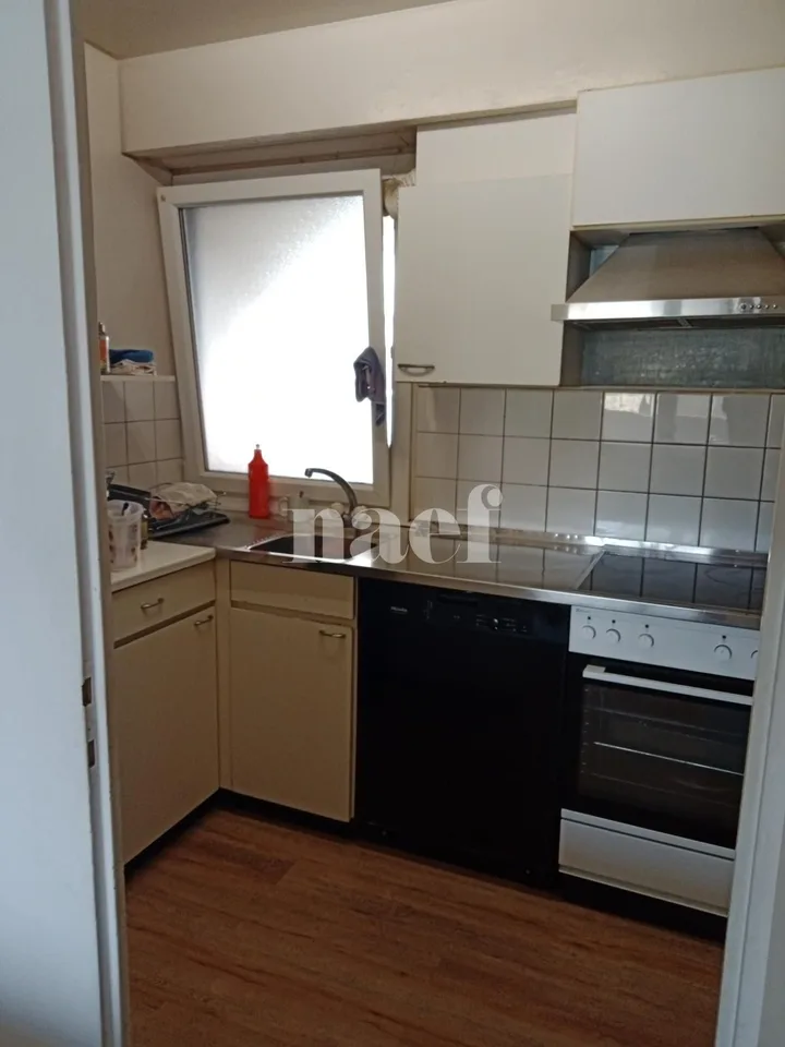 Appartamento di quattro locali al quarto piano