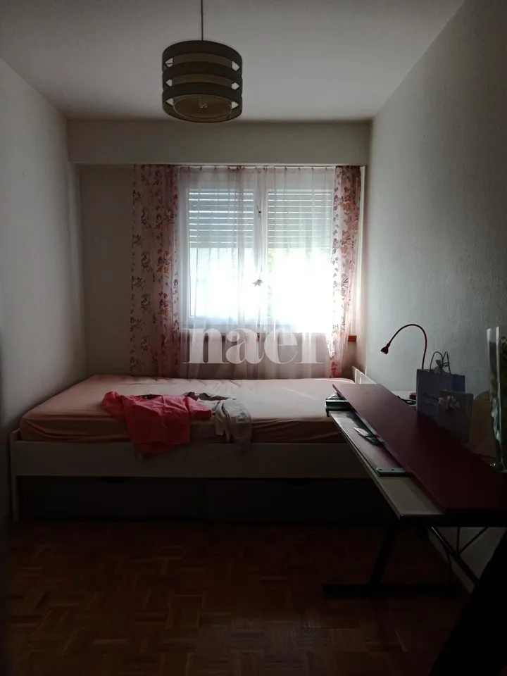 Appartamento di quattro locali al quarto piano