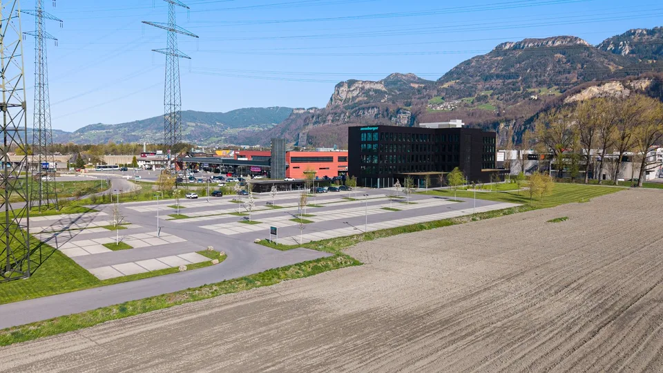 Moderne Büroräume direkt an der Grenze in Hohenems