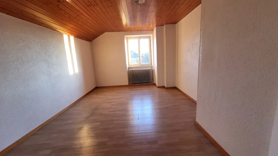 Charmantes 3-Zimmer-Wohnung im Herzen von Porrentruy – Foto 7 von 14