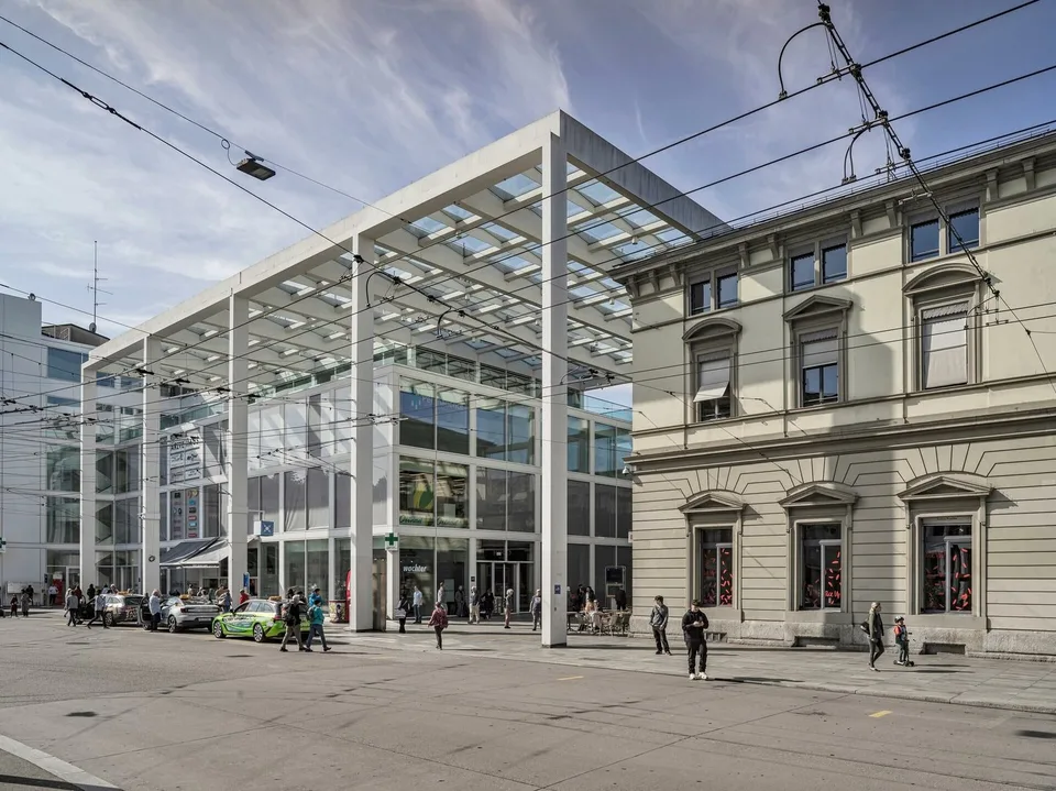 Area di vendita o servizio alla stazione di Winterthur
