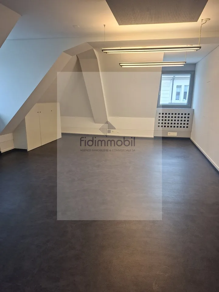 Local commercial pour bureaux, centre ville