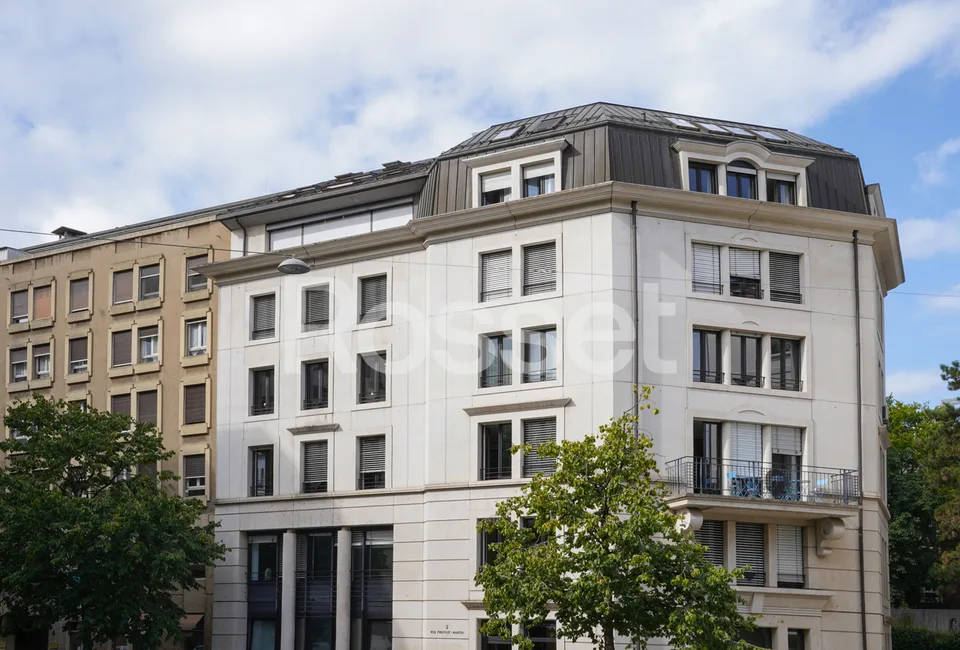 Bureaux d'env. 252m² au 3ème étage