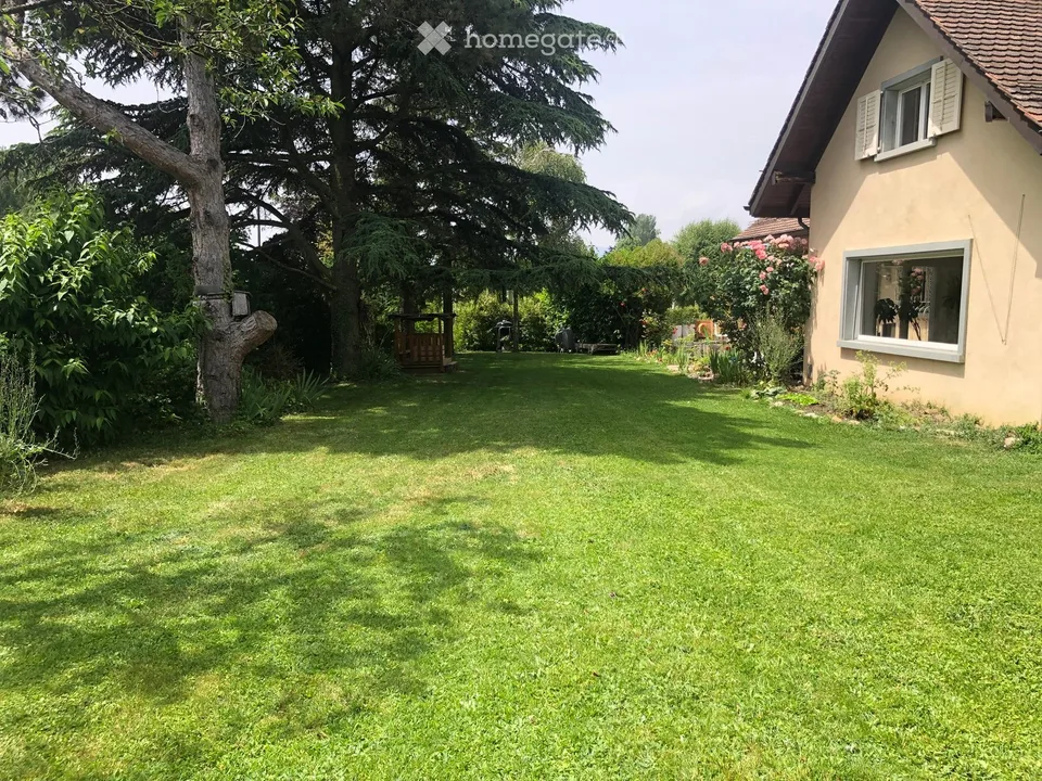 Familienwohnung mit viel Licht in einer großen Villa in Préverenges – 7,5 Zimmer, großer privater Garten – Foto 15 von 21