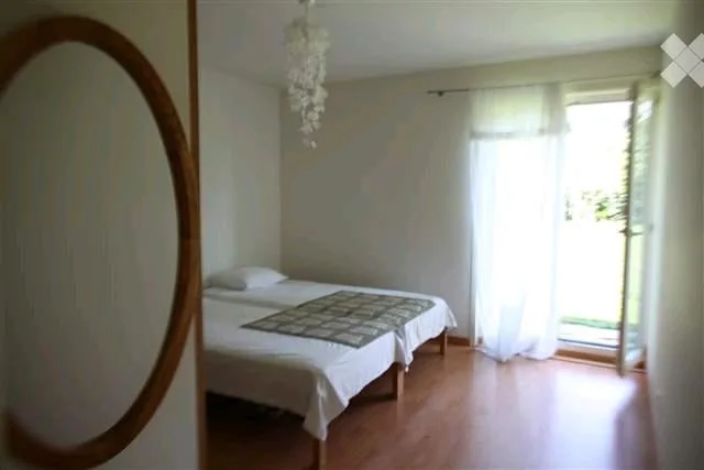 Familienwohnung mit viel Licht in einer großen Villa in Préverenges – 7,5 Zimmer, großer privater Garten – Foto 14 von 21