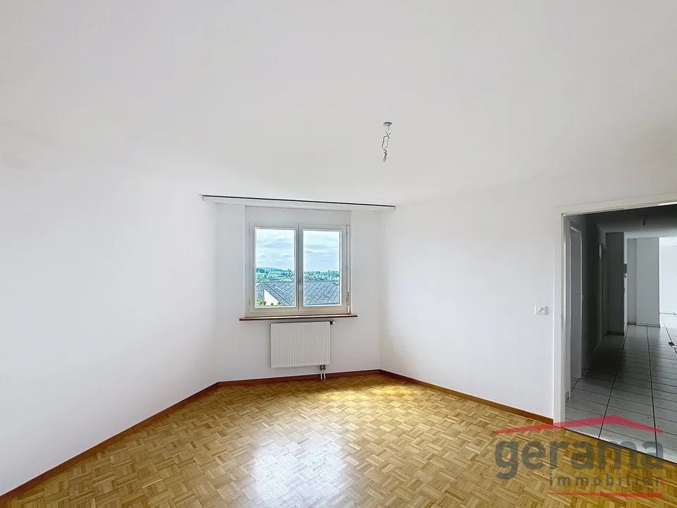 Charmante 3.5 Zimmerwohnung im 1.OG