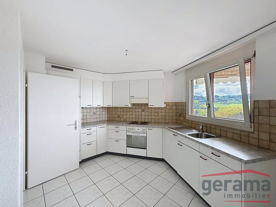 Charmante 3.5 Zimmerwohnung im 1.OG