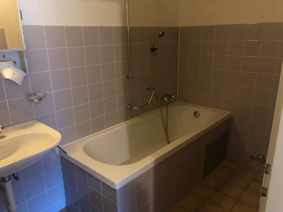 Einzigartige Wohnung neue Küche und zwei Balkone – Foto 7 von 8