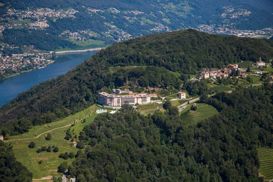 LUGANO-COLLINA D'ORO - AFFITTASI APPARTAMENTO 3.5 LOCALI CON VISTA LAGO (Rif. 504)
