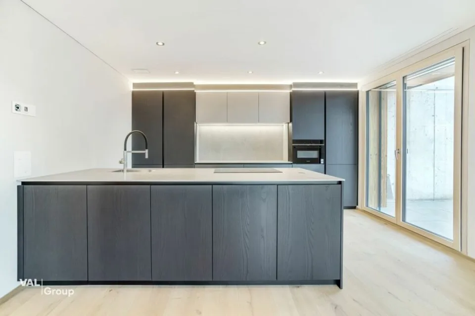 Top - Vermietobjekt - 3.5 Zimmerwohnung mit atemberaubender Weitsicht