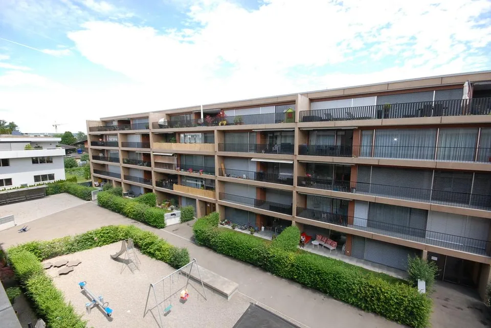 Einstellplatz in Tiefgarage zu vermieten