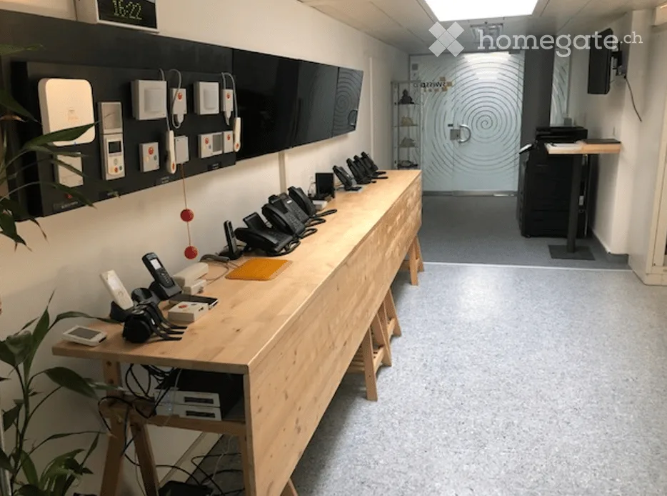 Office of 157 m² on the 2nd floor in Via Vedeggio 1, Manno