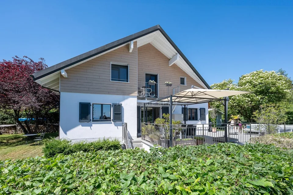Genolier | Einzelvilla mit Seeblick und Alpenblick, perfekt renoviert (Sus-Châtel)