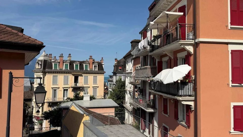 Ampio appartamento di 3,5 locali nel cuore di Vieux-Montreux
