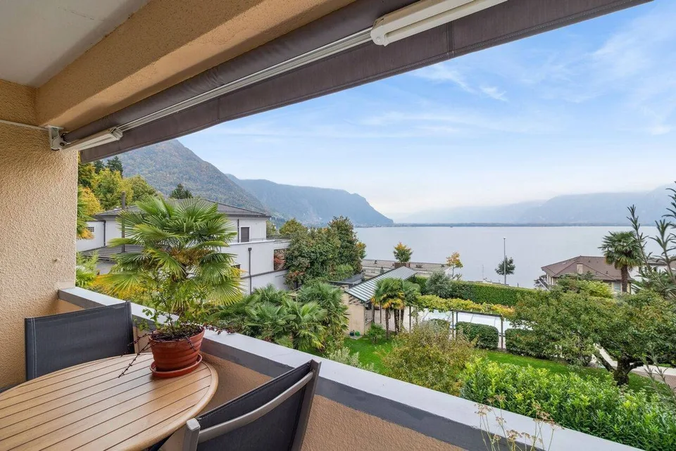 Vue exceptionnelle - Superbe 3.5 pièces proche du centre de Montreux