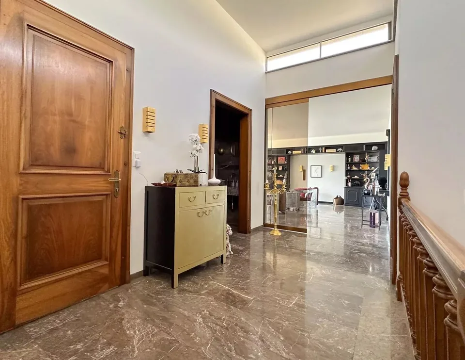 Prächtiges und prachtvolles Penthouse, ideal gelegen – Foto 10 von 10