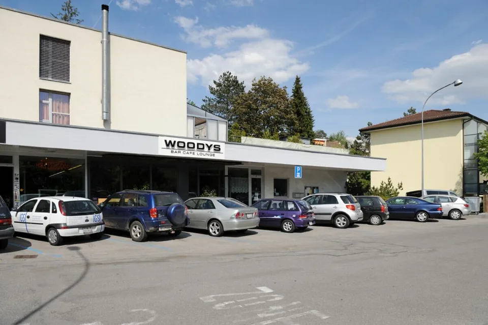 Spazio commerciale centrale - gastronomia o uso alternativo