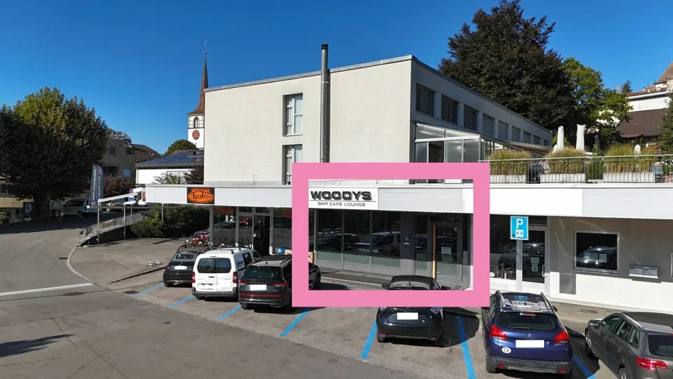Spazio commerciale centrale - gastronomia o uso alternativo