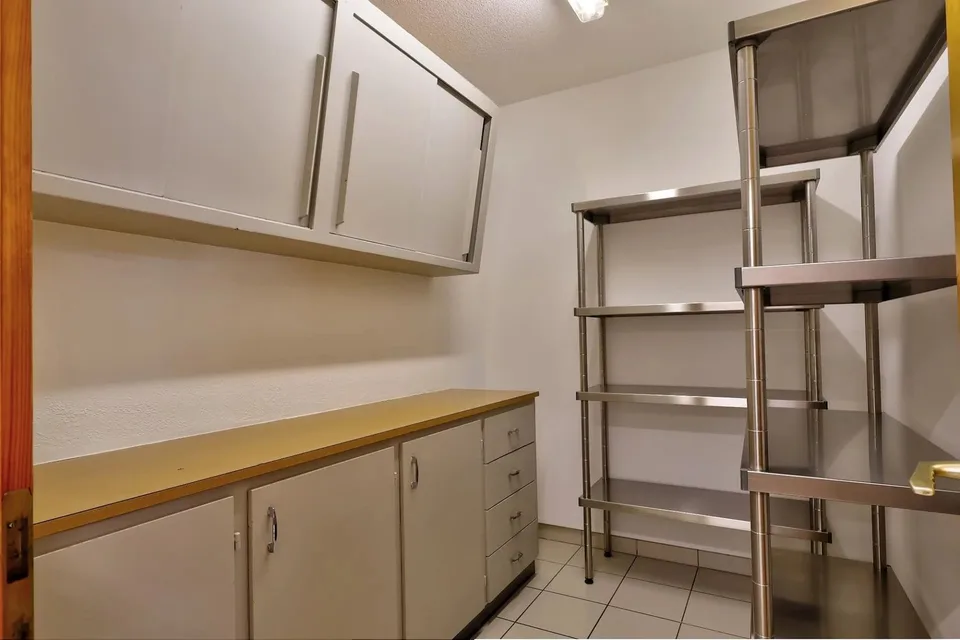 Opportunité | Établissement de restauration avec appartement attenant – photo 6 sur 13