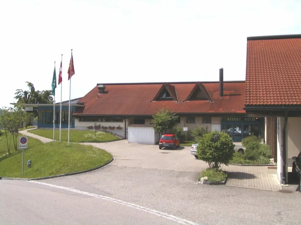 Ex centro sportivo con potenziale per nuovo utilizzo!