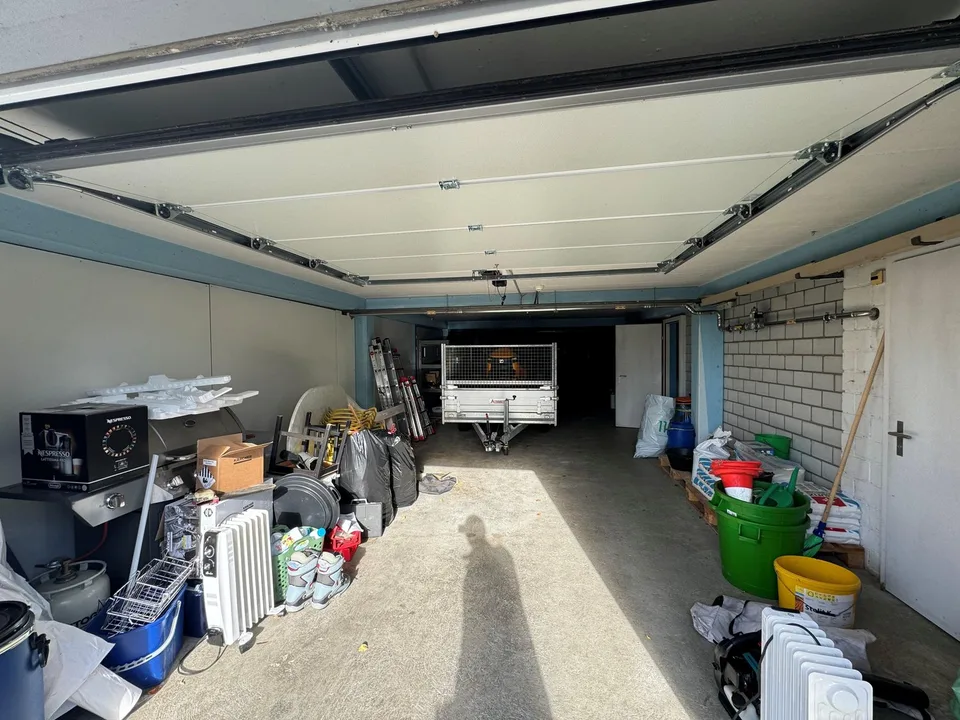 Magazzino/Garage a Berg in affitto