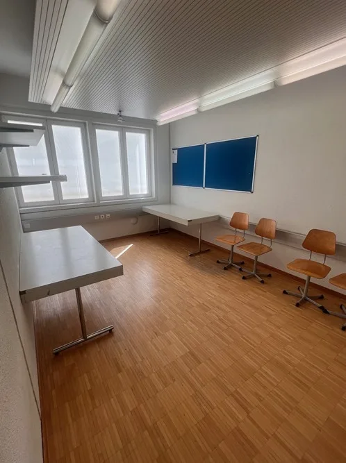 Gewerberäumlichkeiten im Herzen von Niederlenz – Foto 7 von 12