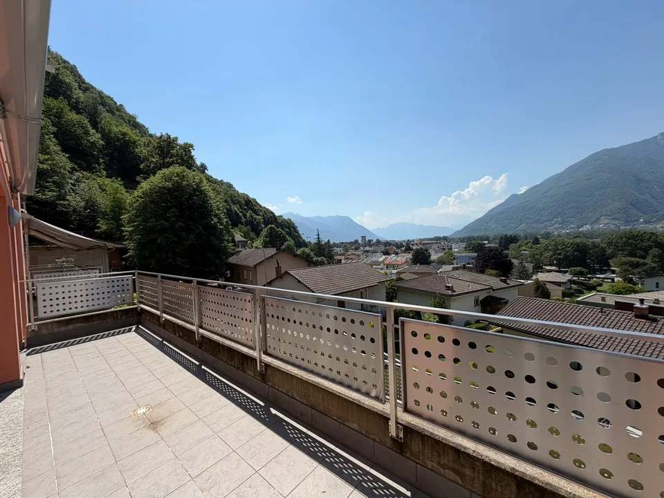 Helles 4.5-Zimmer-Apartment mit Balkon in Bellinzona – Foto 12 von 12