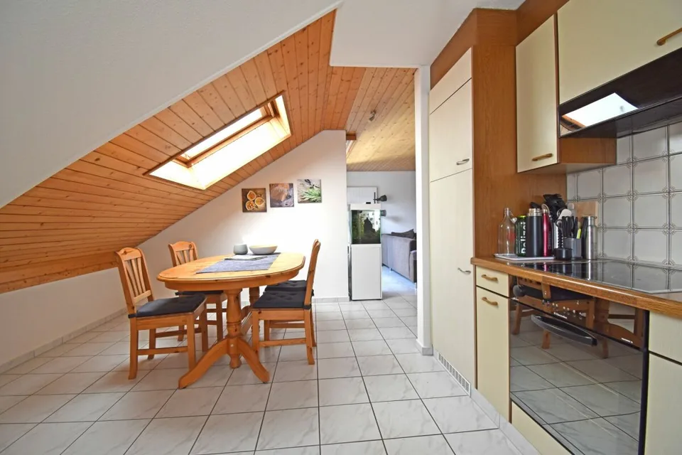 2.5-Zimmer-Dachgeschosswohnung in Schwarzenbach