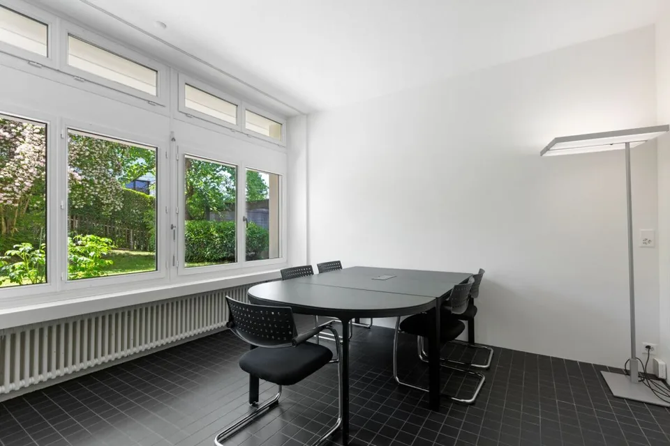 Attraktives Büro an zentraler Lage in Zollikon