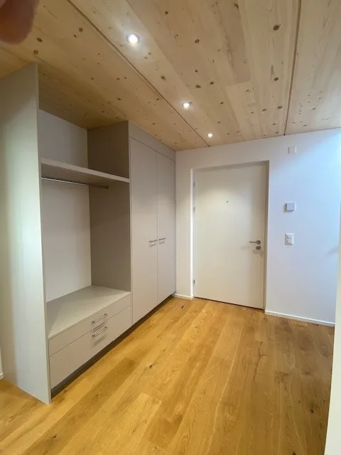 3 1/2-Zimmer Maisonettewohnung mit Sitzplatz in umgebauter Scheune / Riegelhaus