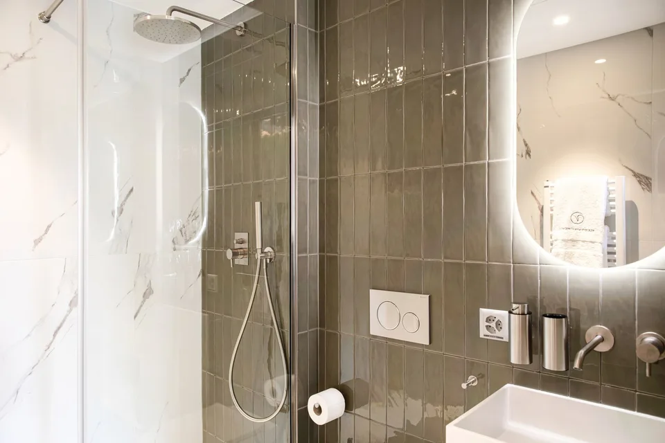 Studio Mini, Kochnische - Serviced Apartment mit wöchentlicher Reinigung inklusive